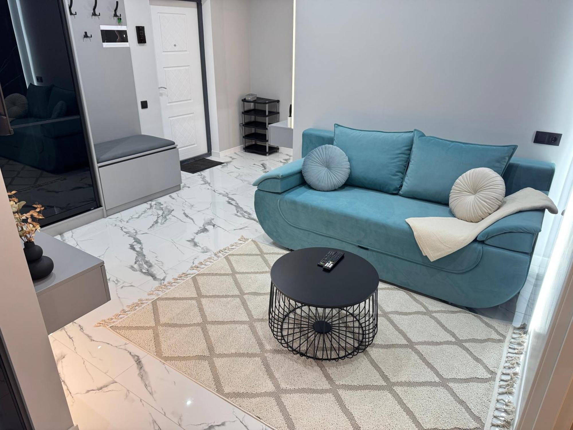 Two Bedroom Apartment In The Center, With Parking, Address Avram Iancu 32 Kischinau Exterior foto