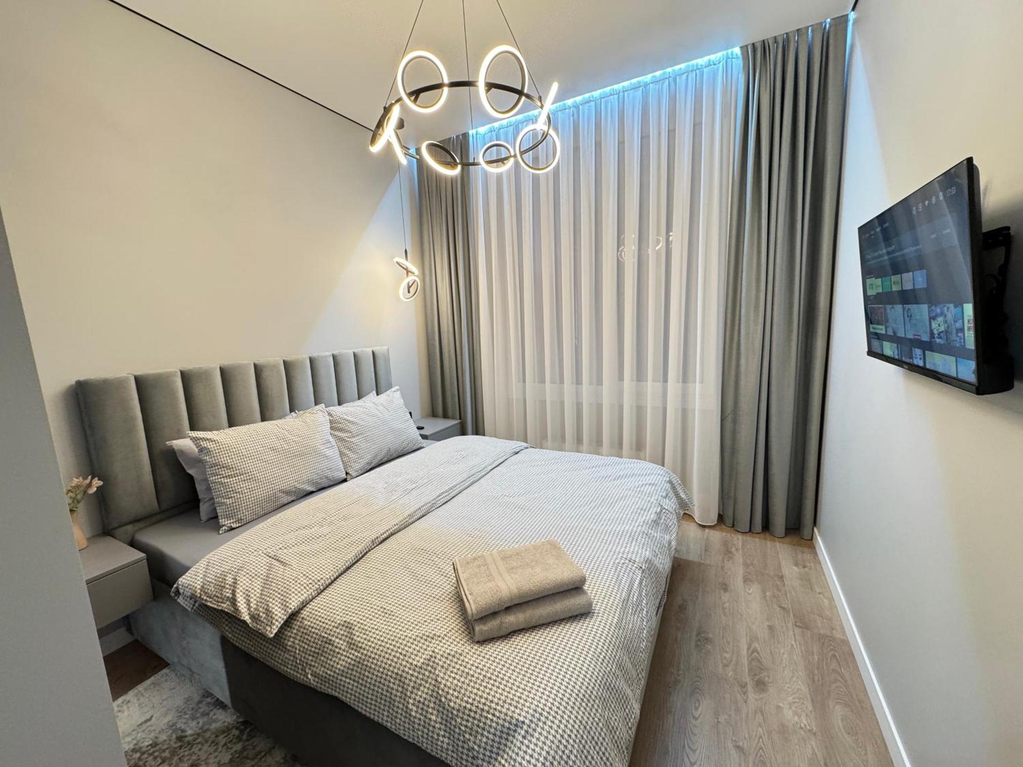 Two Bedroom Apartment In The Center, With Parking, Address Avram Iancu 32 Kischinau Exterior foto