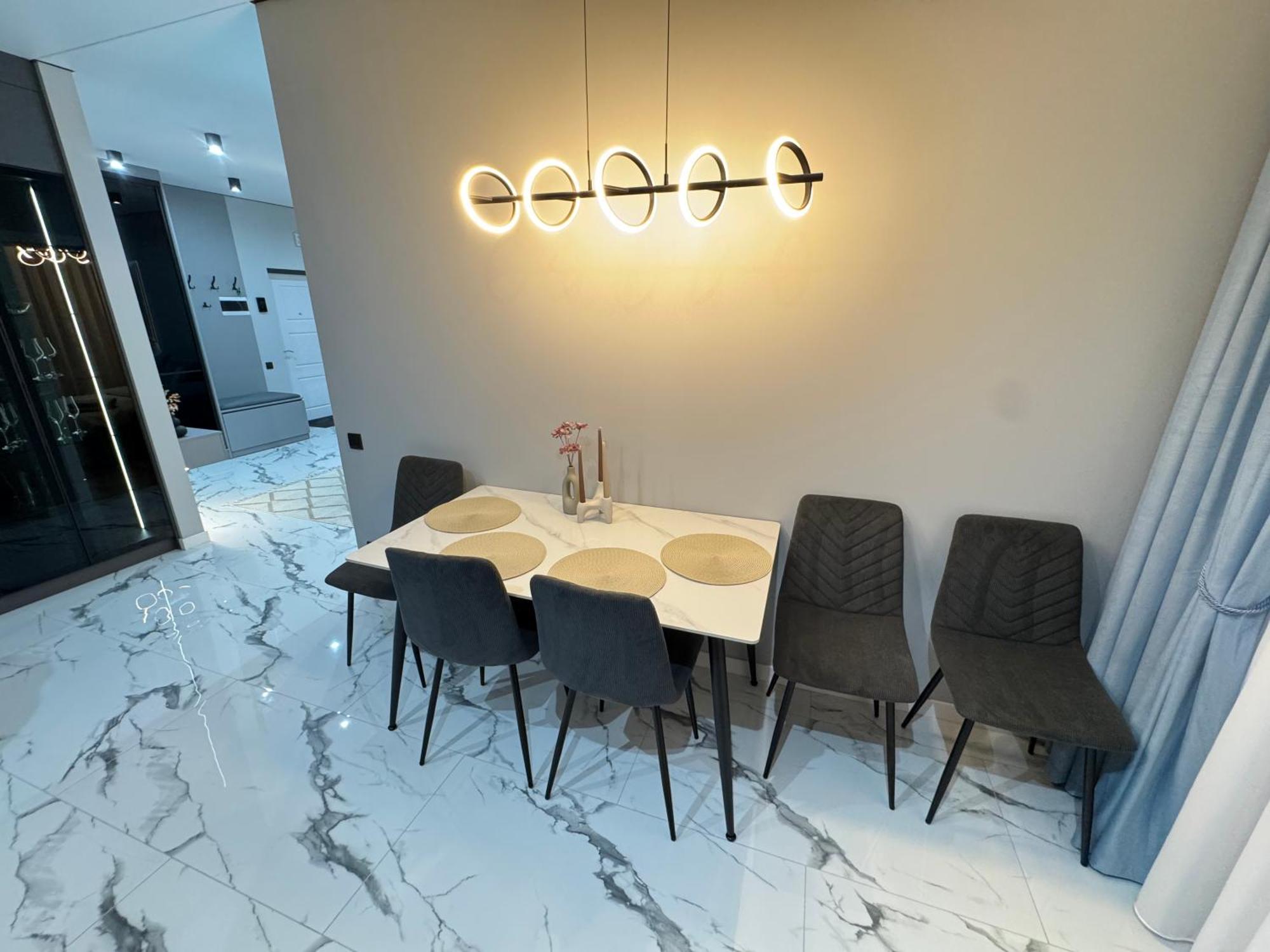 Two Bedroom Apartment In The Center, With Parking, Address Avram Iancu 32 Kischinau Exterior foto