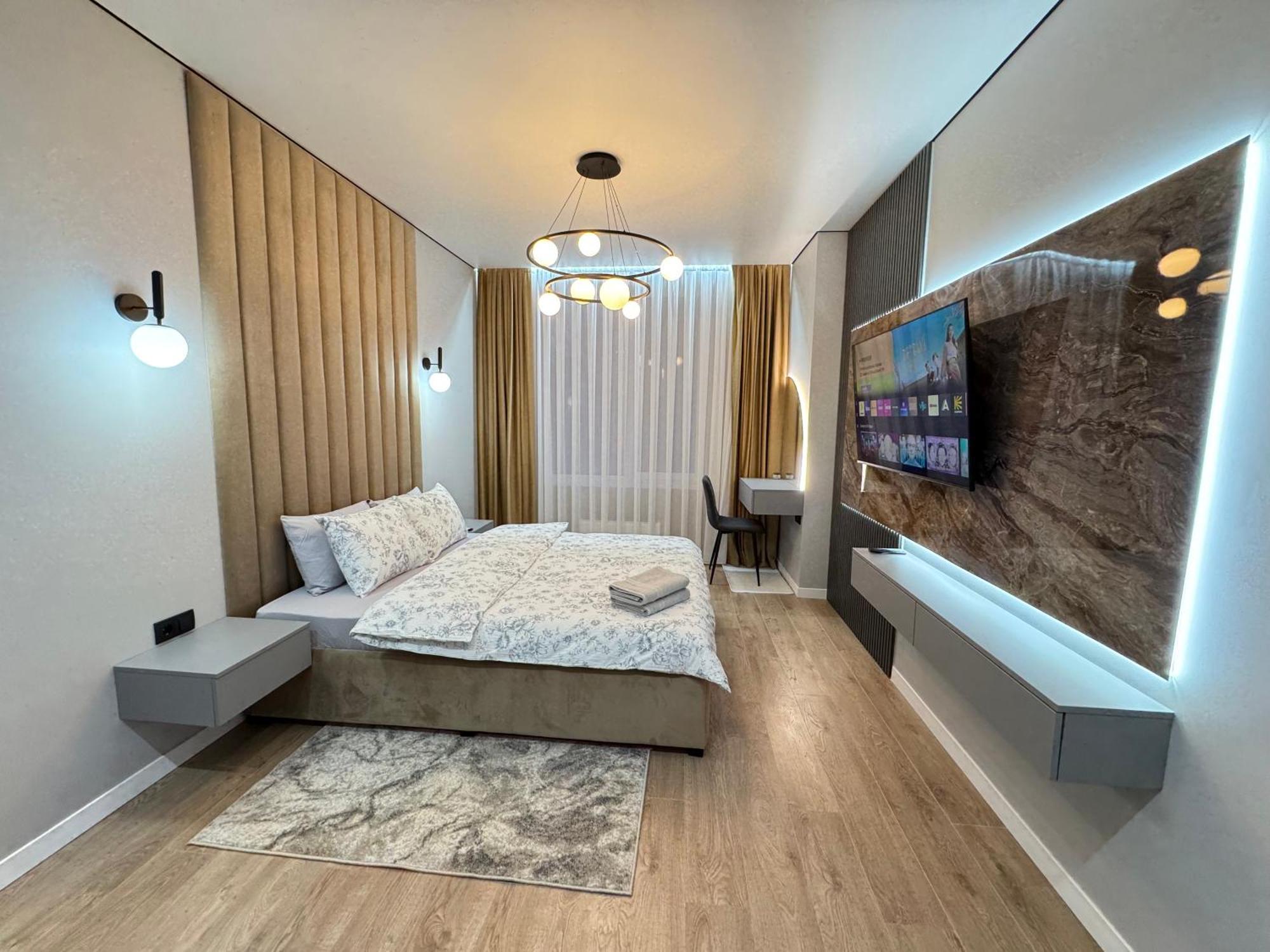 Two Bedroom Apartment In The Center, With Parking, Address Avram Iancu 32 Kischinau Exterior foto